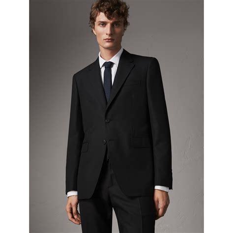 men's burberry suits.